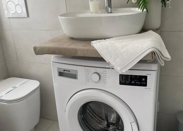 La Gatta - Al Centro Di * La Spezia